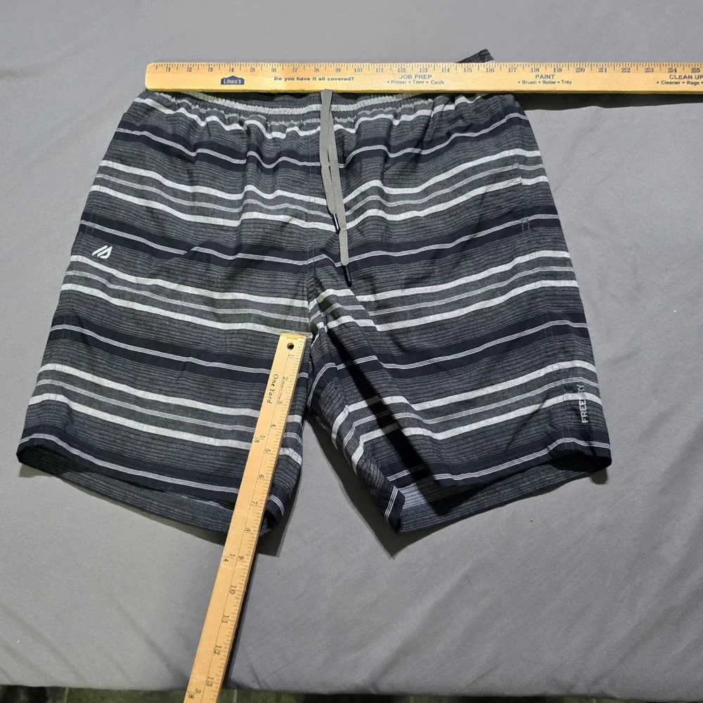 Eddie Bauer Swim Trunks Mens L Grey Striped FreeDry Mesh Lined Board Shorts
